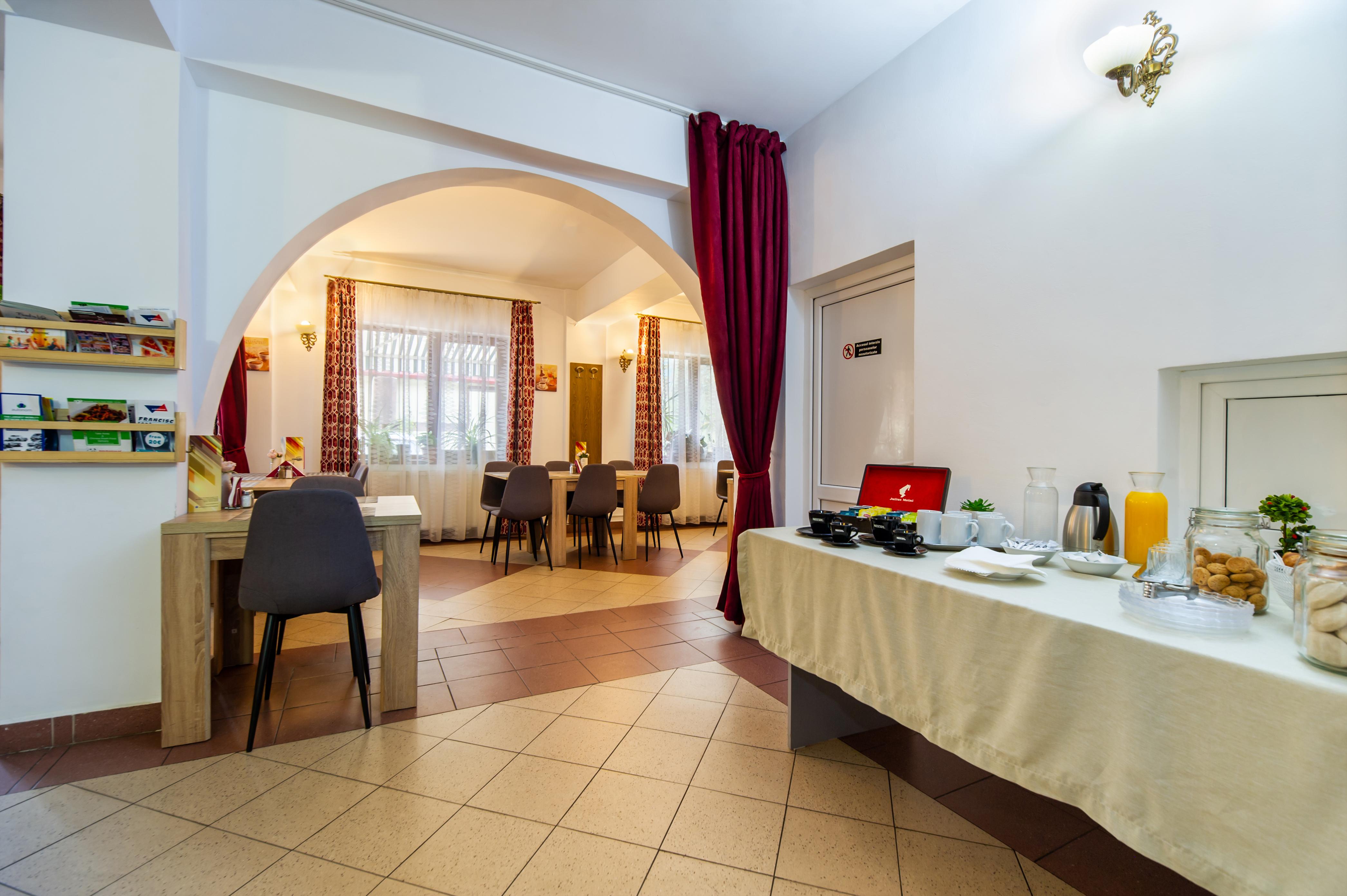 Long Street Hotel Braşov Esterno foto