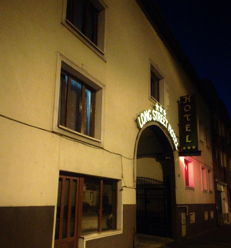 Long Street Hotel Braşov Esterno foto